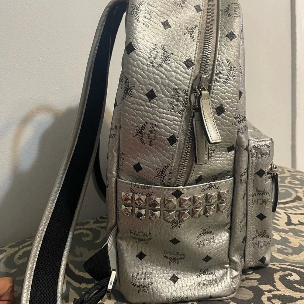 MCM Silver Backpack - Picture 3 of 7